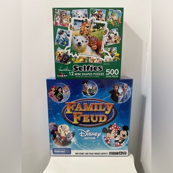 Set Disney Family Feud and Selfies Puzzle Set - Blue and Green - Picture 4 of 7